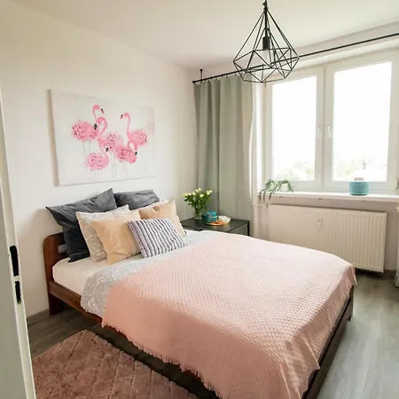 Piotrapartments - Daleka Cozy Train&airport * 华沙