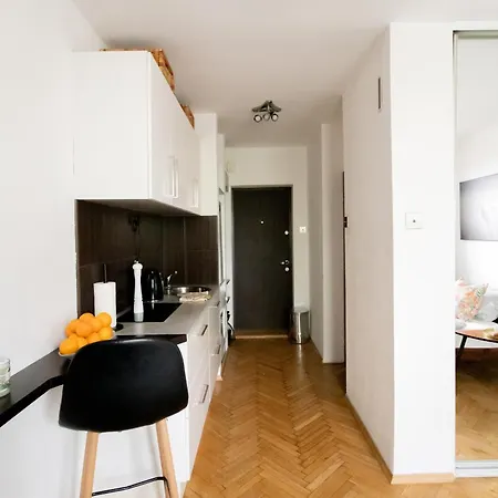 Piotrapartments - Daleka Cozy Train&airport * 华沙