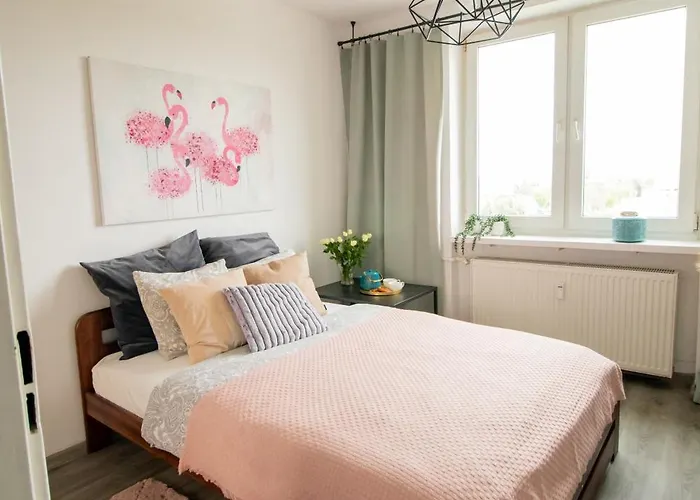 Piotrapartments - Daleka Cozy Train&airport * Warsaw