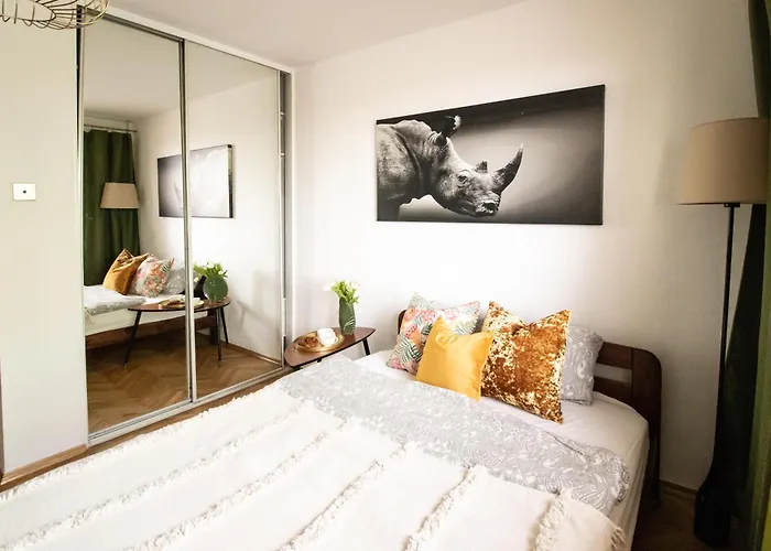 Piotrapartments - Daleka Cozy Train&airport * Warsaw