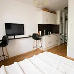 Piotrapartments - Central Warsaw Daleka - Walk To Central Station Lejlighed
