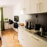 Daire Piotrapartments - Central Warsaw Daleka - Walk To Central Station
