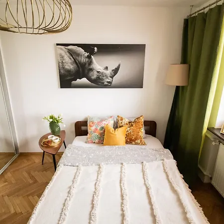 Daire Piotrapartments - Central Warsaw Daleka - Walk To Central Station Varşova