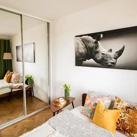 Piotrapartments - Daleka Cozy Train&airport