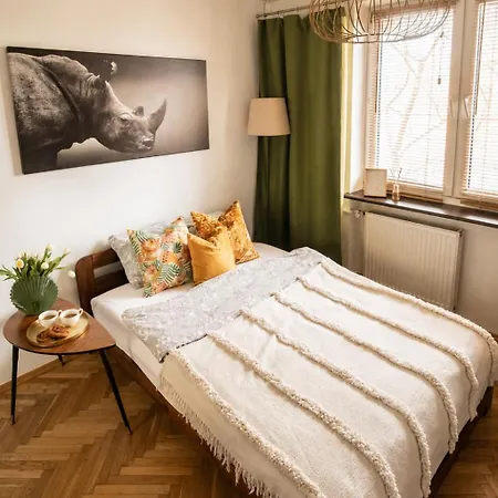 Apartment Piotrapartments - Daleka - Walk To Station Warsaw