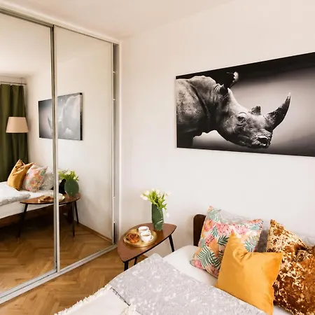 Piotrapartments - Daleka - Walk To Station Апартаменты Варшава