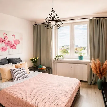 Apartment Piotrapartments - Daleka - Walk To Station Warsaw