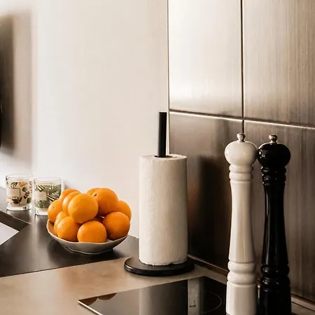 Piotrapartments - Daleka - Walk To Station Apartment