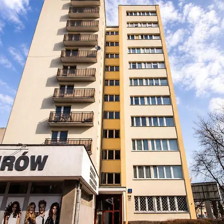 Piotrapartments - Daleka - Walk To Station *