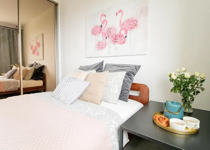 Piotrapartments - Daleka Cozy Train&airport