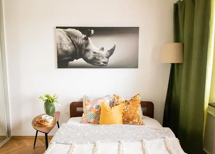 Piotrapartments - Daleka Cozy Train&airport Apartment Warsaw