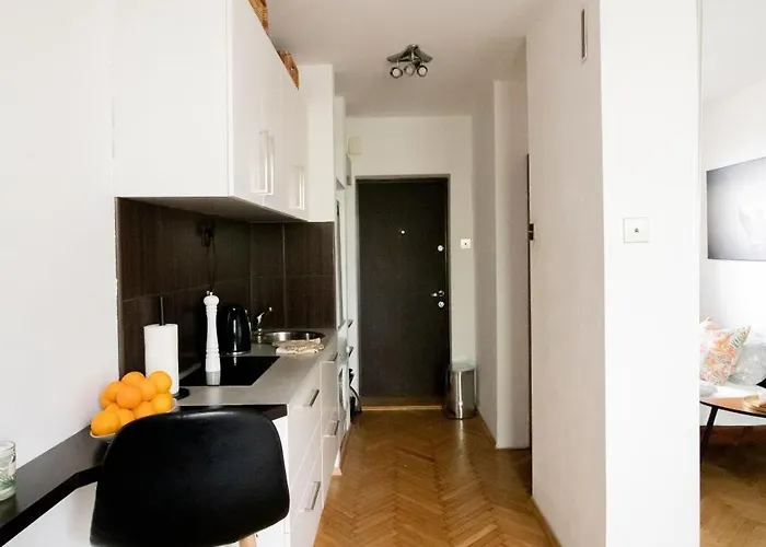 Piotrapartments - Daleka Cozy Train&airport * Warsaw